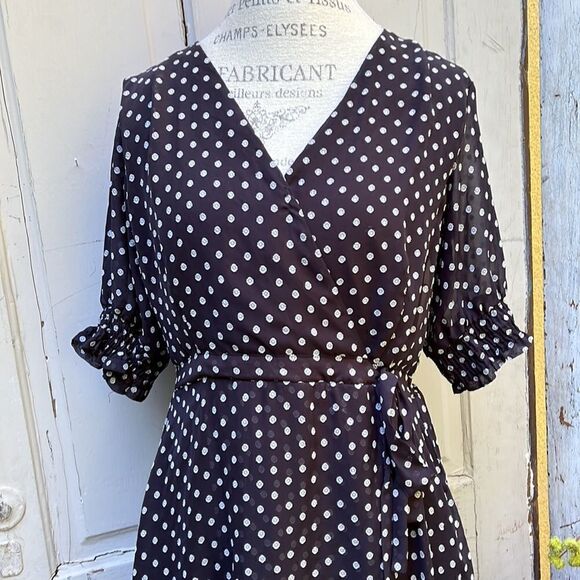 GABY SKYE,  SPOTTED FAUX WRAP HIGH LOW MIDI DRESS. Size 8 - Picture 3 of 8